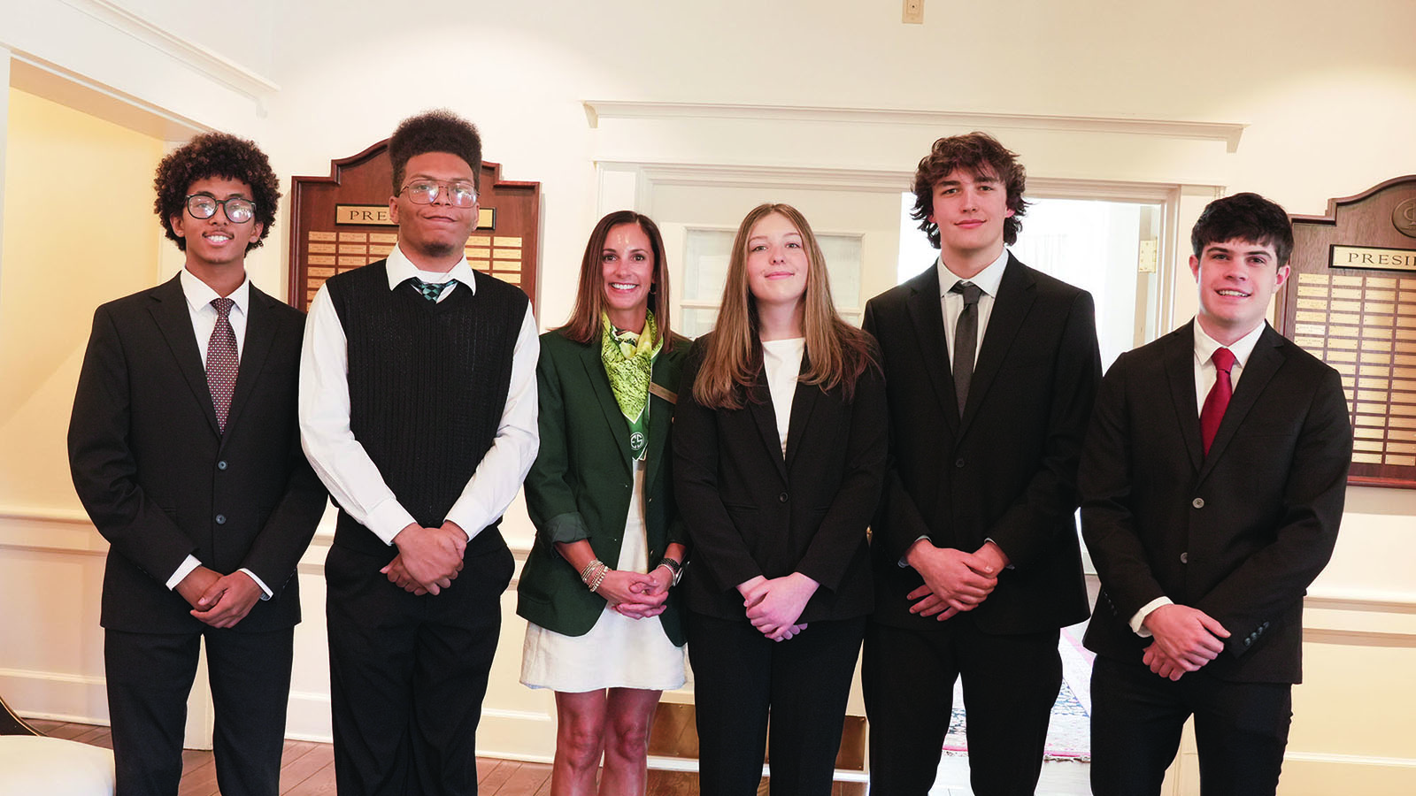 Fifteen student caddies from Colorado earn full college scholarships