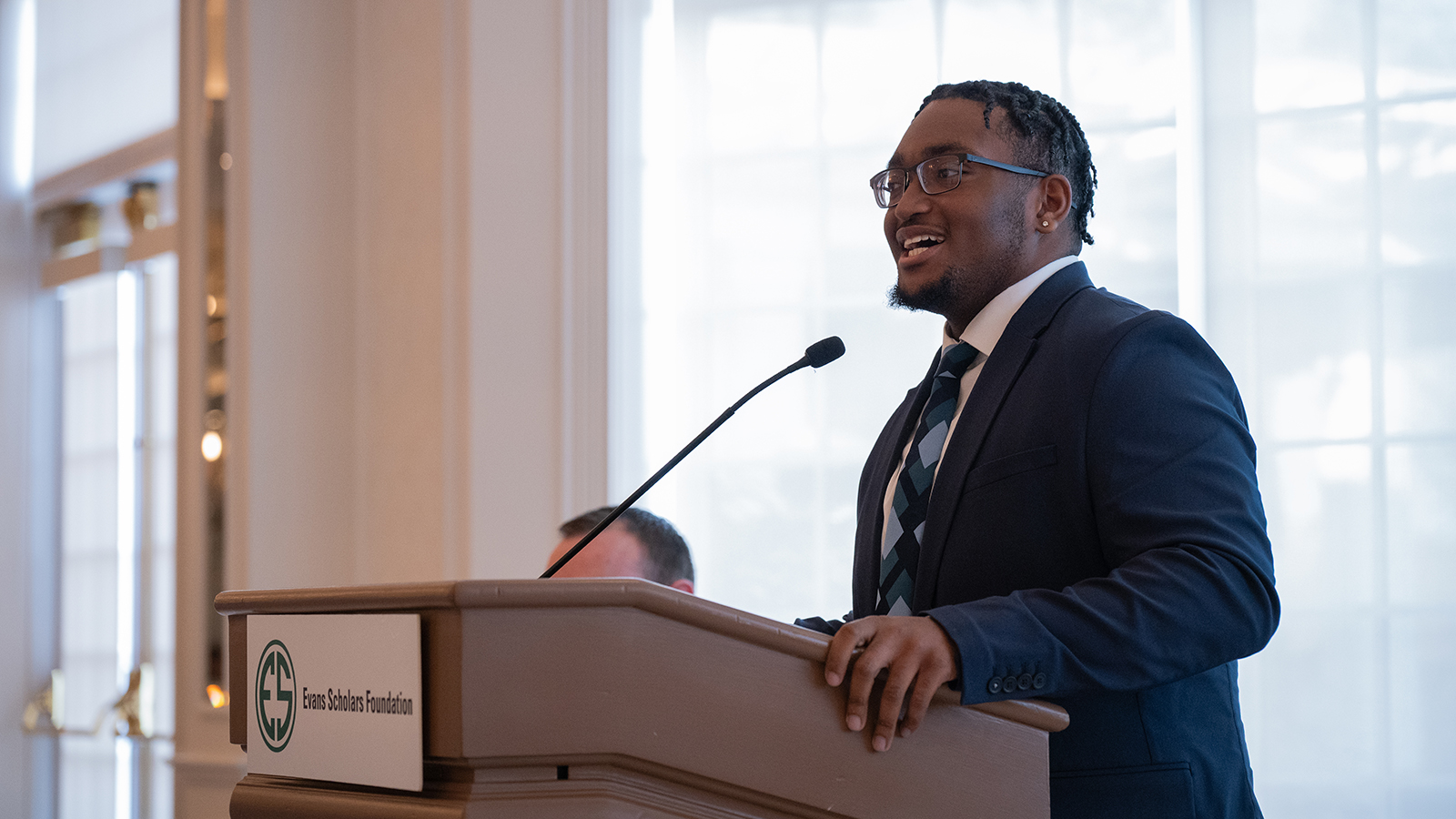 Full college scholarships awarded to nine Missouri caddies